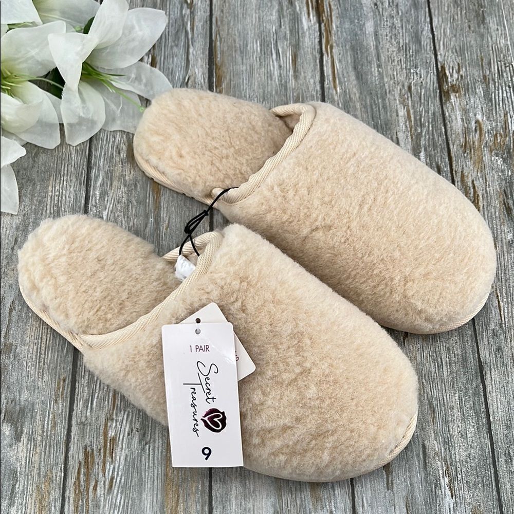 Women's Fluffy Wool Blend Scuff Slippers Shoes Size 9